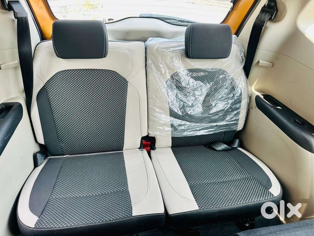 Renault Triber Rxz Easy-r Amt, 2022, Petrol