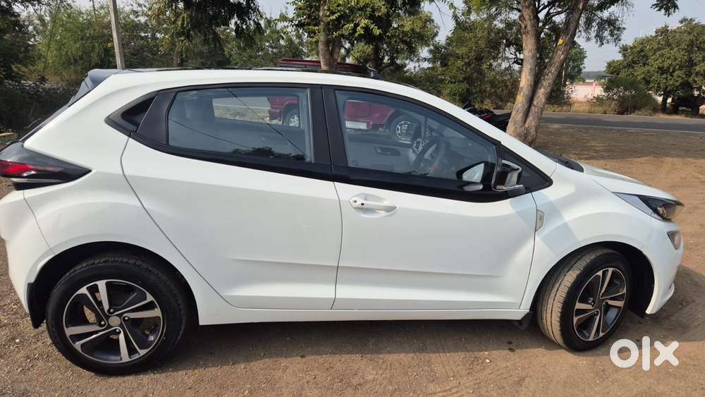 Tata Altroz 2023 Petrol Good Condition 2022 Ending