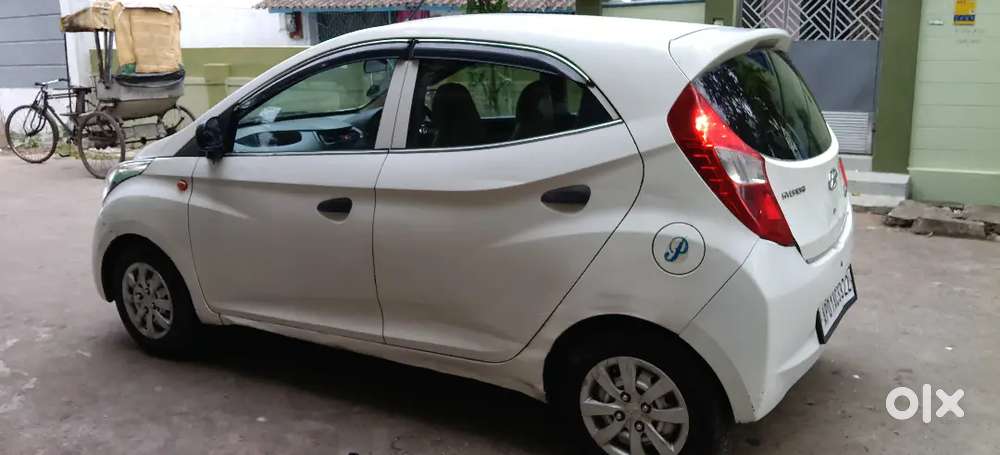 Hyundai Eon 2011 Petrol Well Maintained