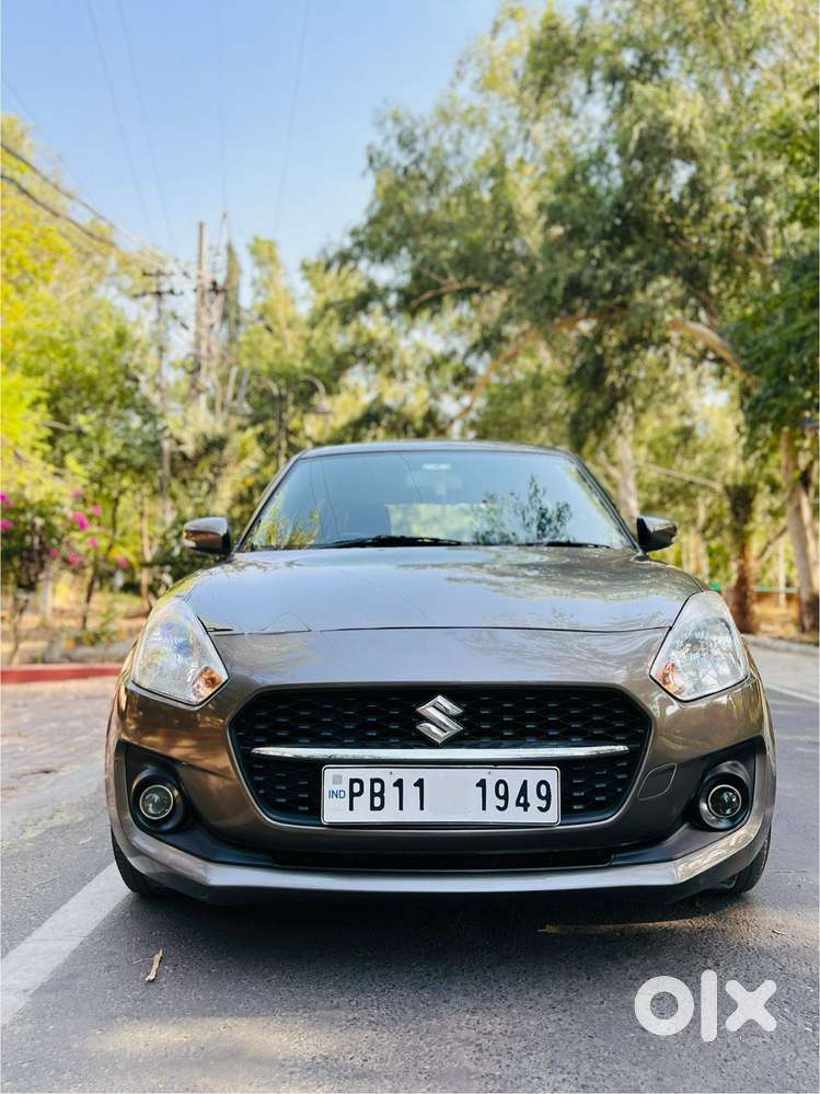 Maruti Suzuki Swift Vxi + Manual, 2023, Petrol