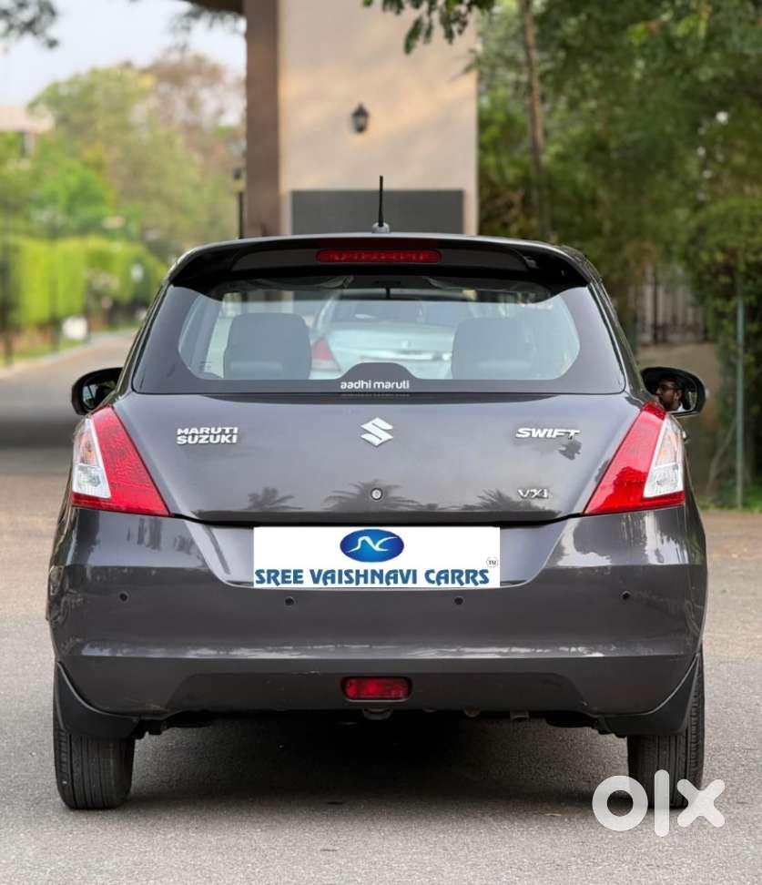 Maruti Suzuki Swift Vxi Optional, 2017, Petrol