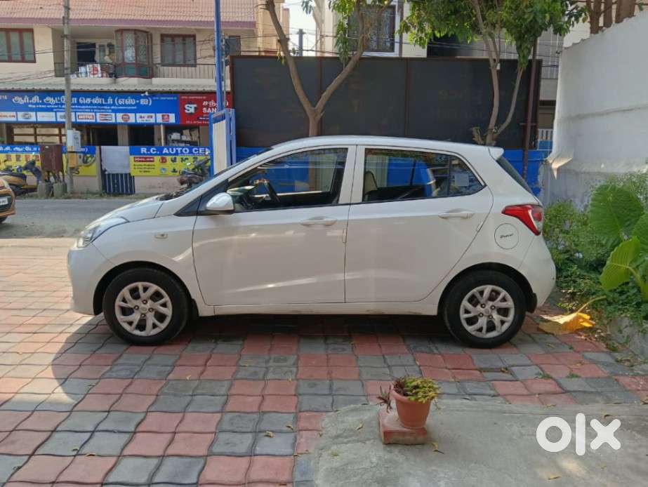 Hyundai Grand I10 Sportz(o) 1.2 Mt, 2018, Petrol