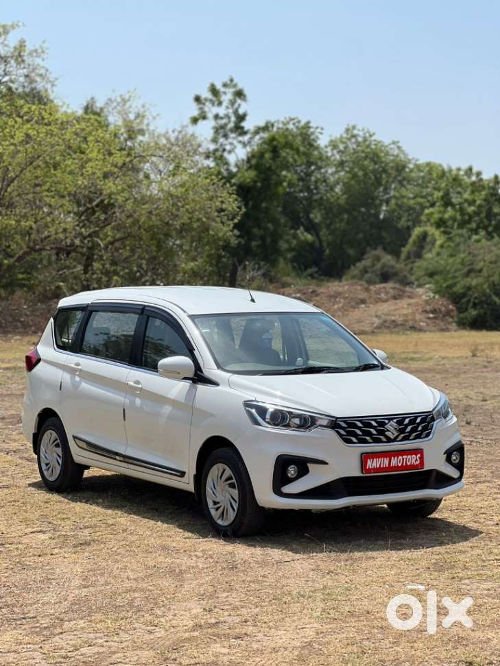 Maruti Suzuki Ertiga Vxi At Petrol, 2024, Petrol