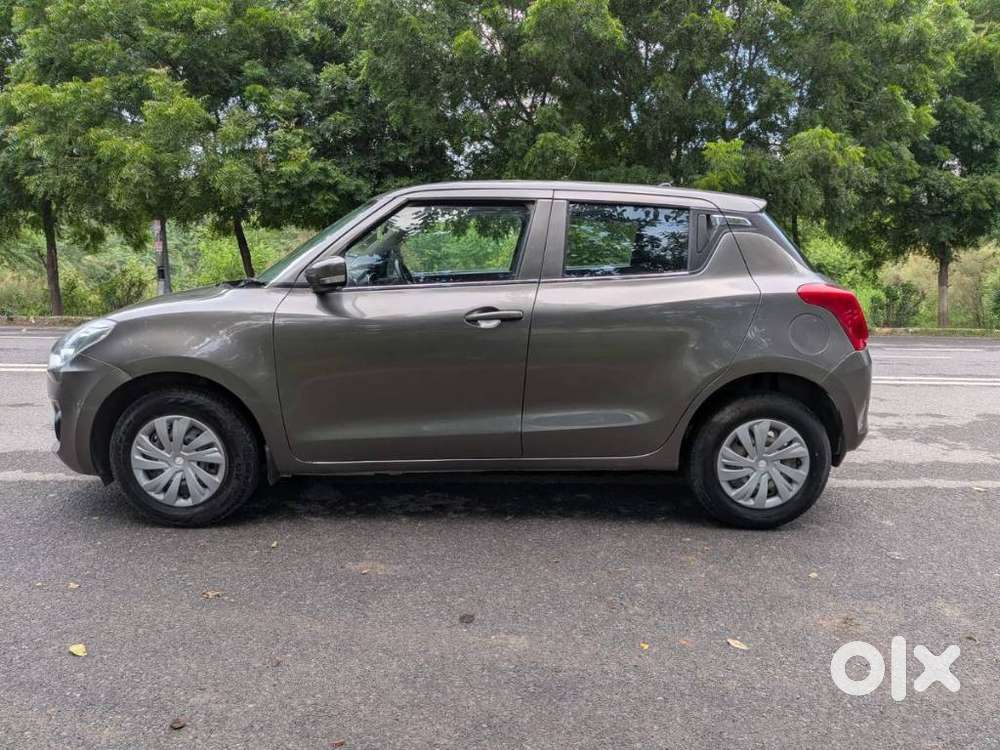 Maruti Suzuki Swift Vxi + Manual, 2021, Petrol