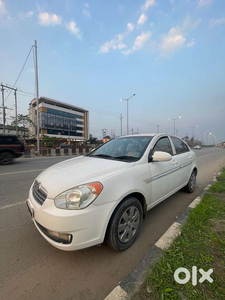 Hyundai Verna 2010 39000 Km Driven Well Maintained.