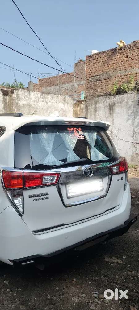 Toyota Innova Crysta 2017