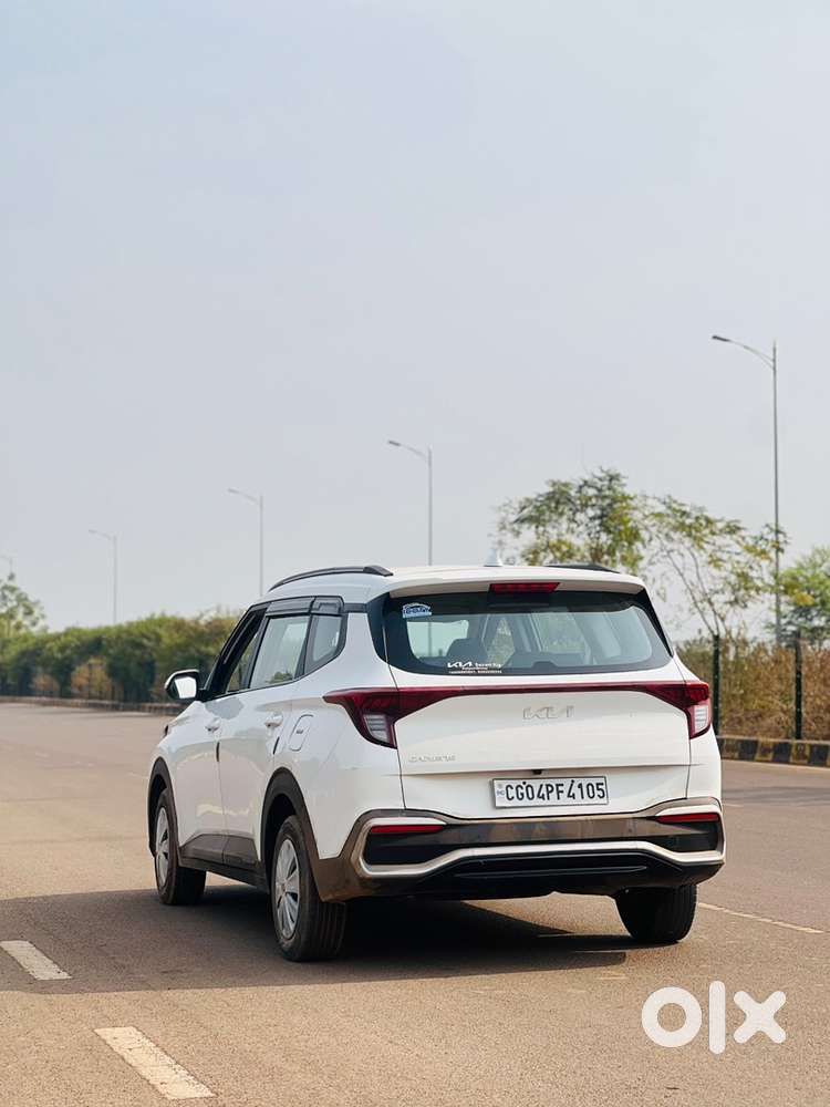 Kia Carens Petrol 2023