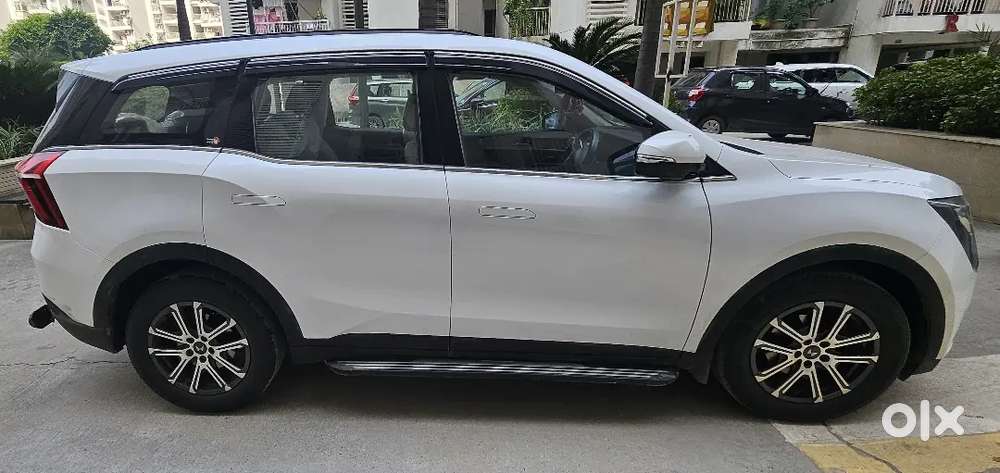 Mahindra Xuv700 2022 Petrol Well Maintained