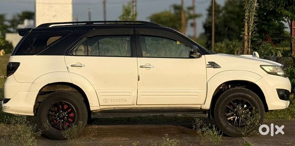 Toyota Fortuner Diesel 2014