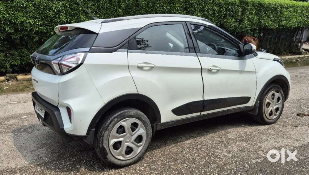 Tata Nexon 1.2 Revotron Xm (s), 2021, Petrol