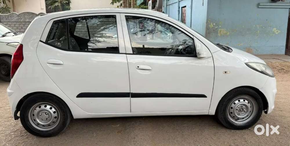 Hyundai I10 2015 Petrol And Cng