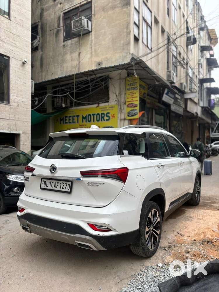 Mg Hector Plus 1.5 Sharp Turbo Cvt 6 Str, 2022, Petrol