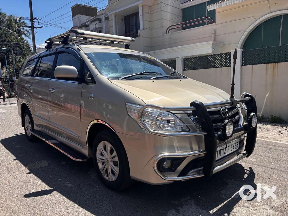 Toyota Innova 2.5 Gx 8 Str Bs-iii, 2016, Diesel