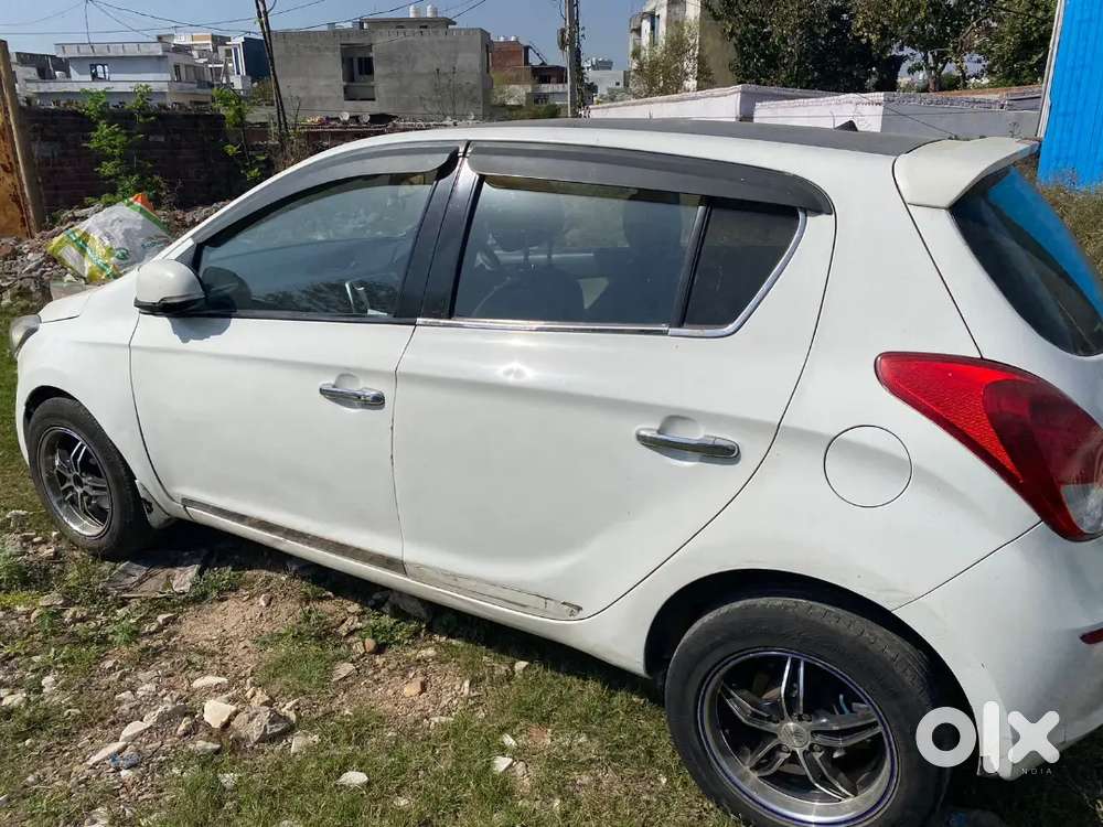 Hyundai I20 2013 Diesel 105000 Km Driven
