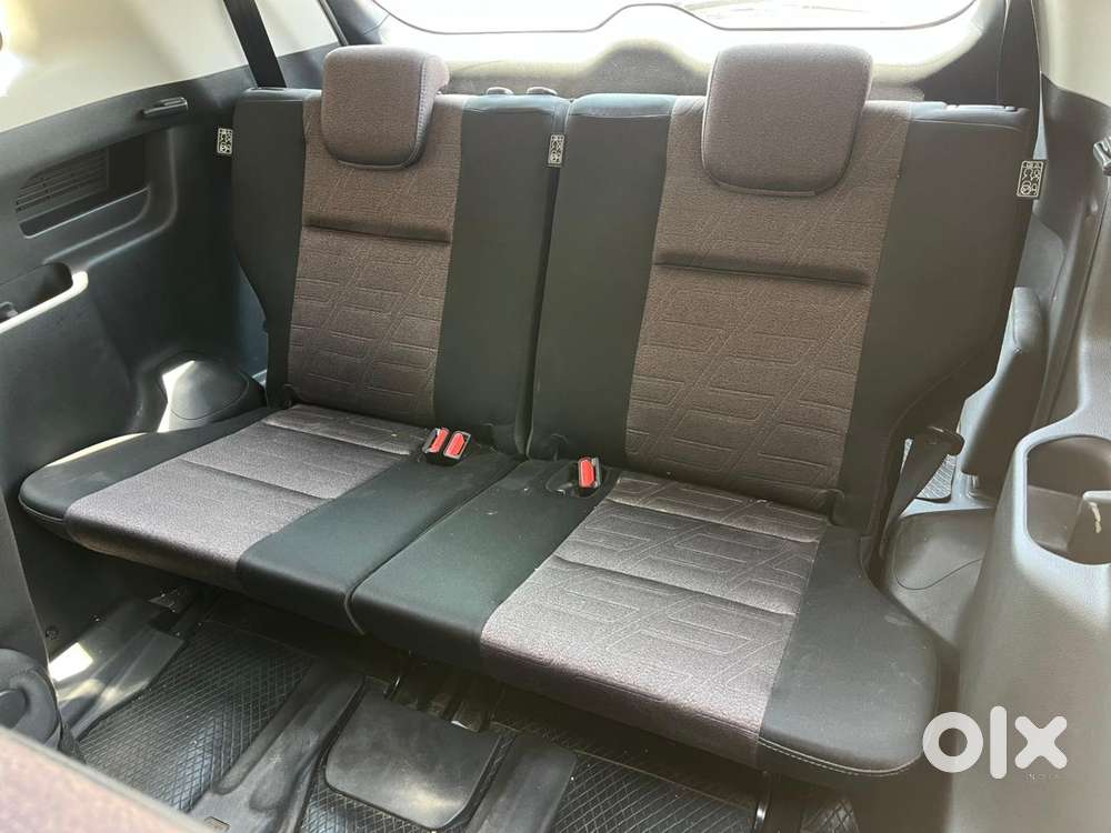 Toyota Innova Hycross 2.0 Vx Hybrid 7 Str, 2023, Petrol