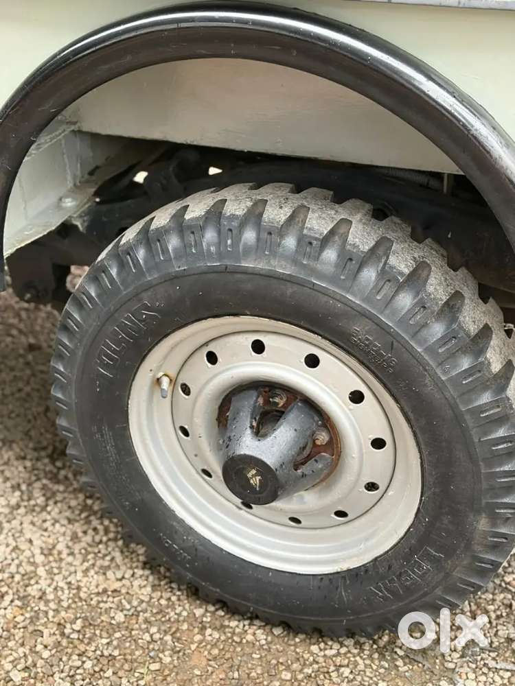 Mahindra Jeep 2004 Diesel Well Maintained