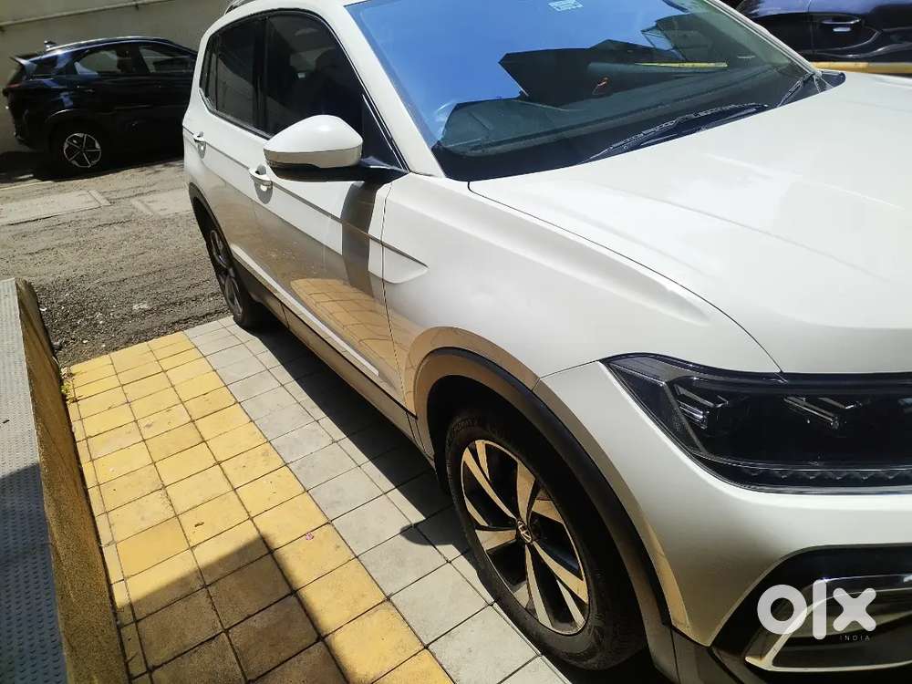 Volkswagen Taigun 2022 Petrol 23350 Km Driven