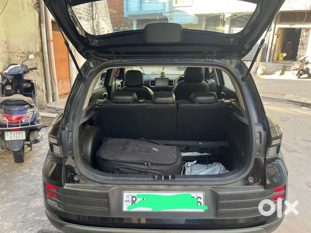 2024 Hyundai Venue Petrol Manual