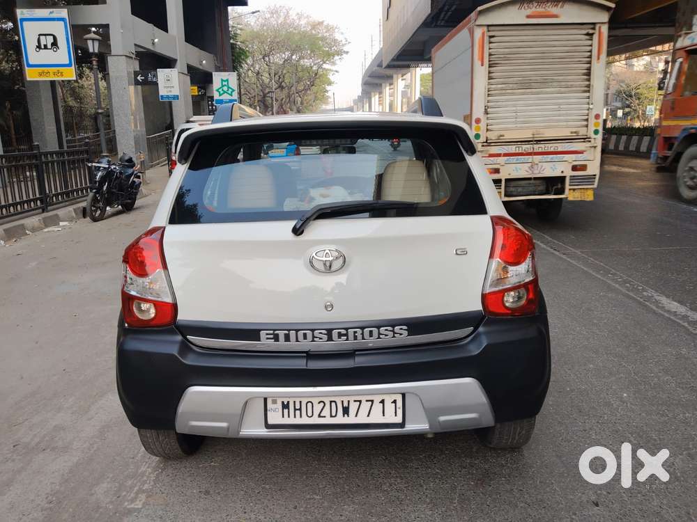 Toyota Etios Cross 1.2l G, 2015, Petrol