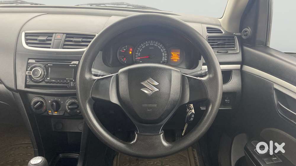 Maruti Suzuki Swift 1.2 Lxi (o), 2017, Petrol