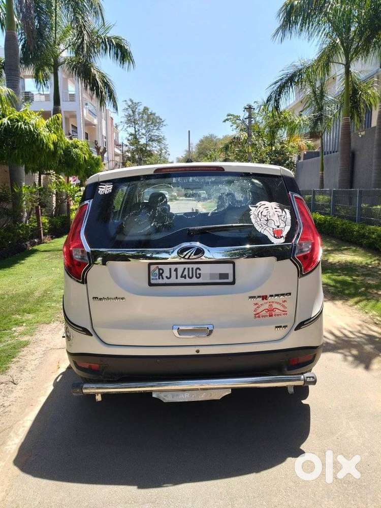 Mahindra Marazzo M6, 2019, Diesel