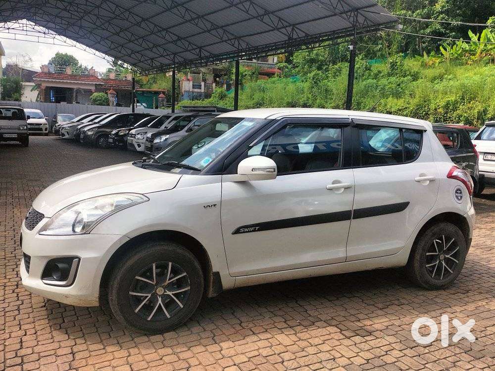 Maruti Suzuki Swift 1.2 Vxi (o), 2016, Petrol