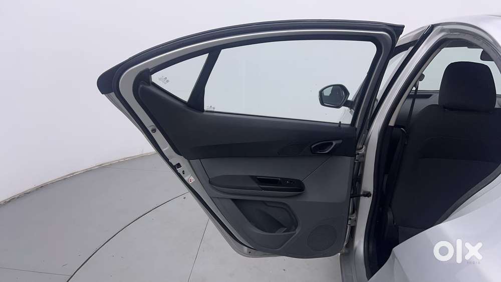 Tata Tigor 1.2 Revotron Xt, 2017, Petrol