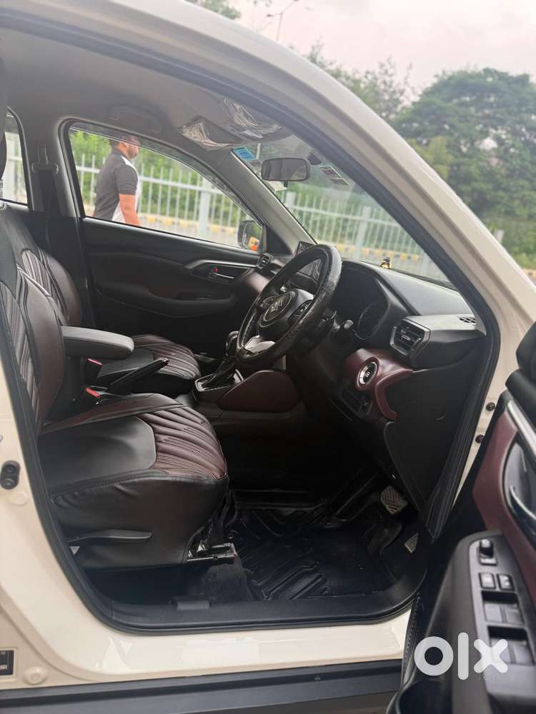 Maruti Suzuki Grand Vitara 1.5 Delta Smart Hybrid At, 2024, Petrol