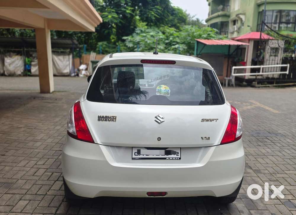 Maruti Suzuki Swift Vxi + Manual, 2018, Petrol