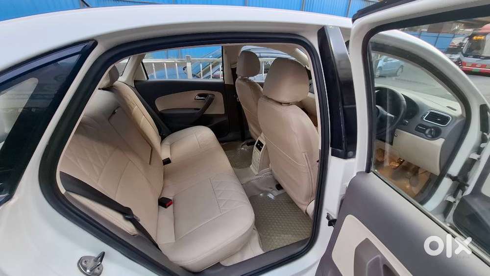 Volkswagen Vento 2010-2013 Petrol Highline, 2012, Petrol