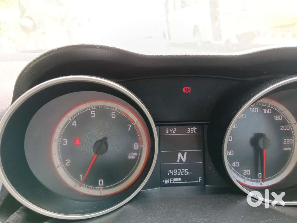 Maruti Suzuki Swift Amt Vvt Zxi, 2019, Petrol