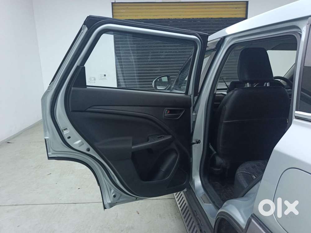 Maruti Suzuki Brezza Vxi At, 2024, Petrol