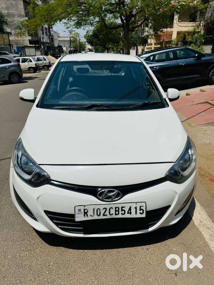 Hyundai I20 Sportz 1.2 Bs-iv, 2013, Diesel