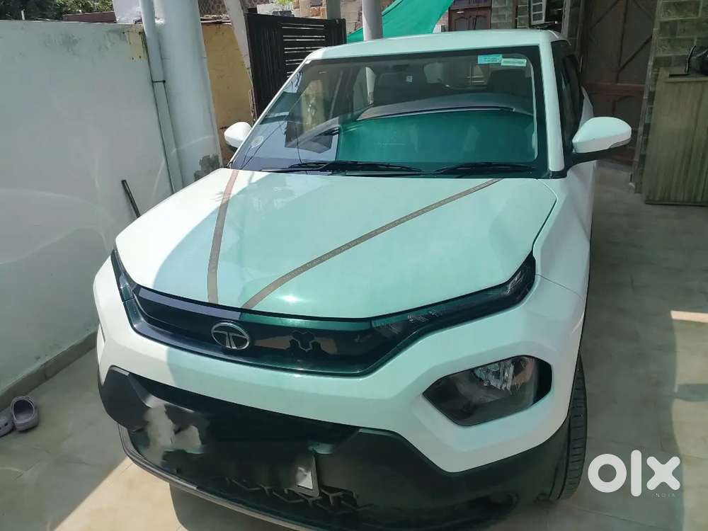 Tata Punch 1.2 Revotron 2025