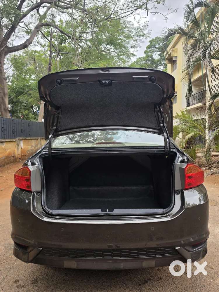 Honda City 1.5 Vx Petrol 2022