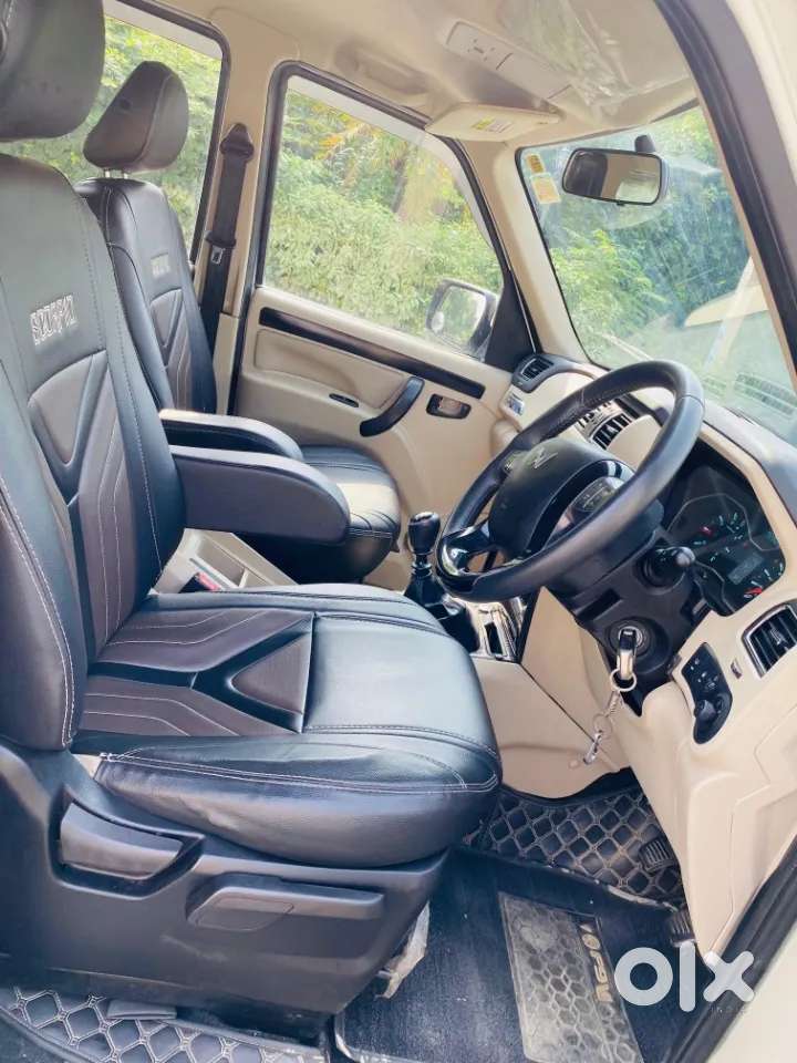 Mahindra Scorpio Classic, 2023, Diesel
