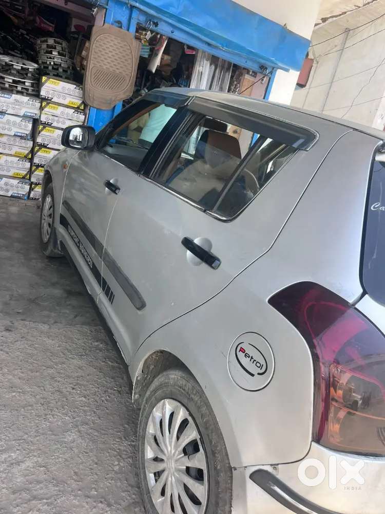 Maruti Suzuki Swift 2010 Petrol Lpg