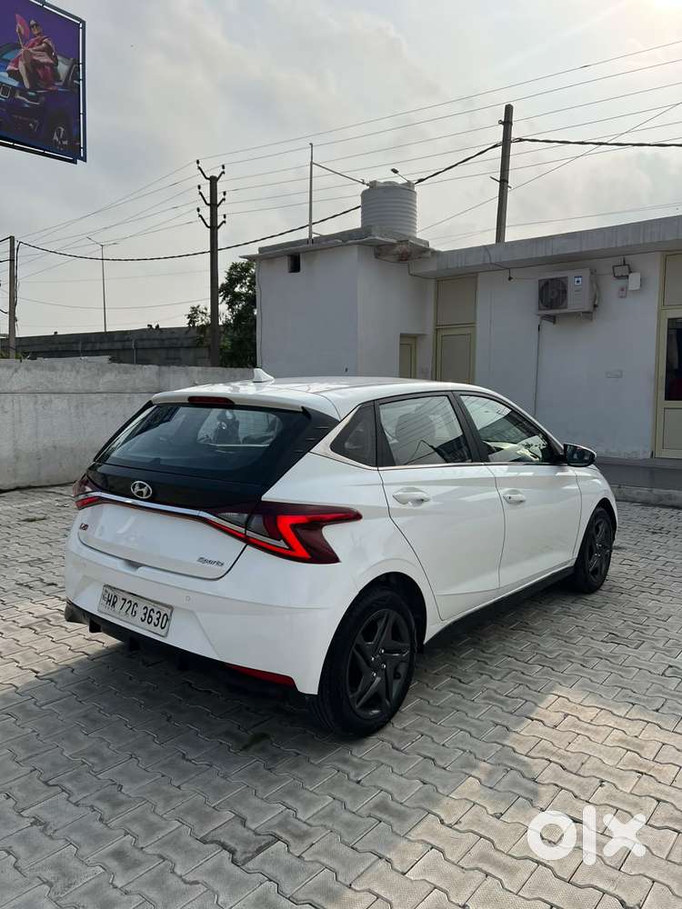 Hyundai I20 Sportz 1.2 Vtvt, 2023, Petrol