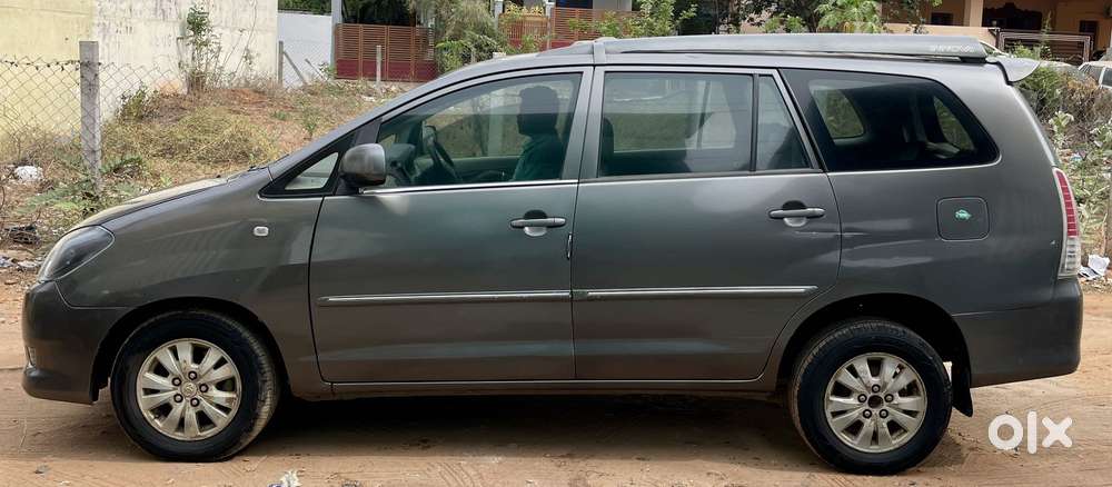 Toyota Innova 2.5 Ev Ms 8 Str Bsiv, 2011, Diesel