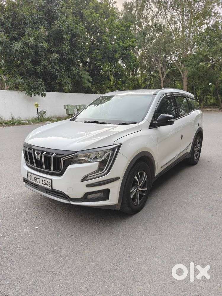 Mahindra Xuv700 2.0 Ax 5 Petrol Mt Str, 2023, Petrol