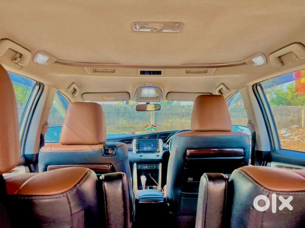 Toyota Innova Crysta 2022vip No Diesel Well Maintained