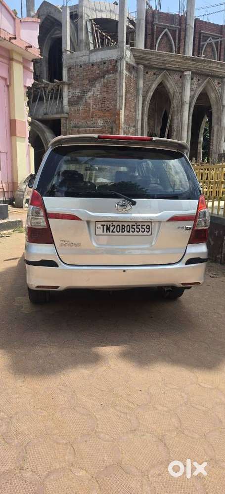 Toyota Innova 2.5 G (diesel) 8 Seater Bs Iv, 2011, Diesel