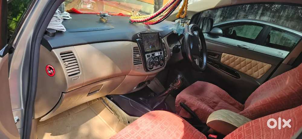 Toyota Innova 2015 Diesel Manual 283000 Km Driven