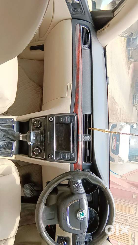 New Brand Luxury Car With Well Maintained