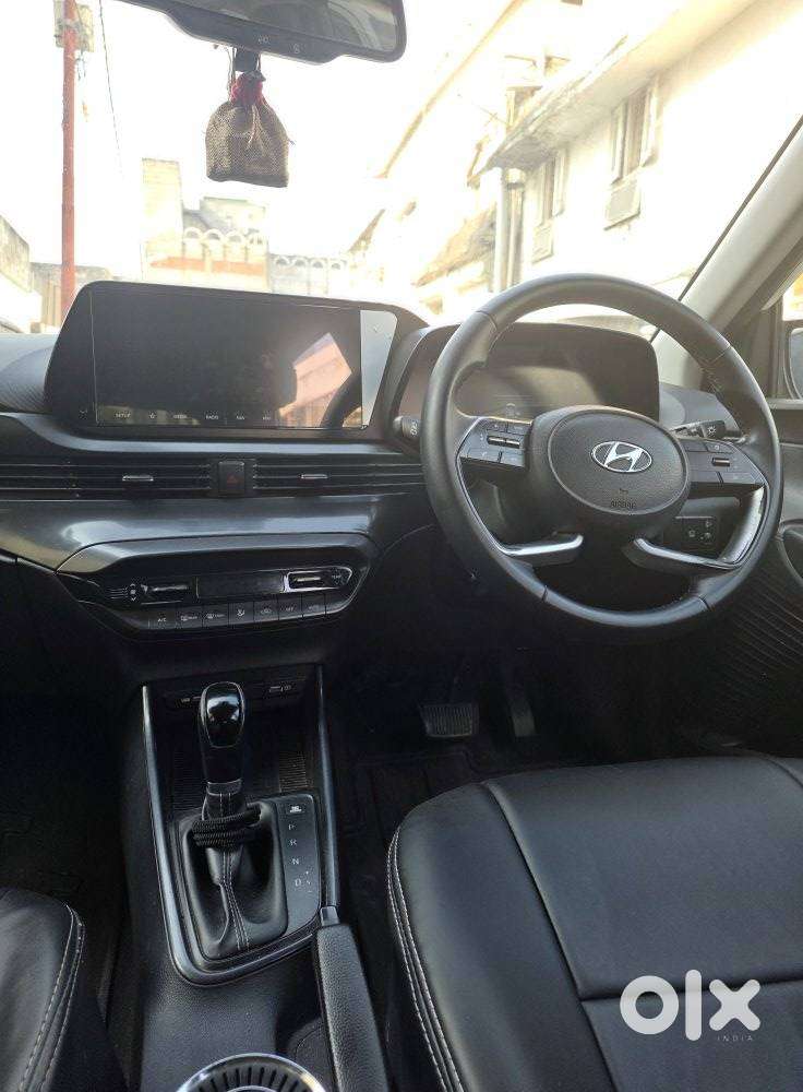 Hyundai I20 1.4 Asta (o) At With Sunroof, 2021, Petrol