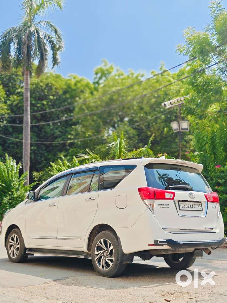 Toyota Innova Crysta 2.4 V, 2022, Diesel
