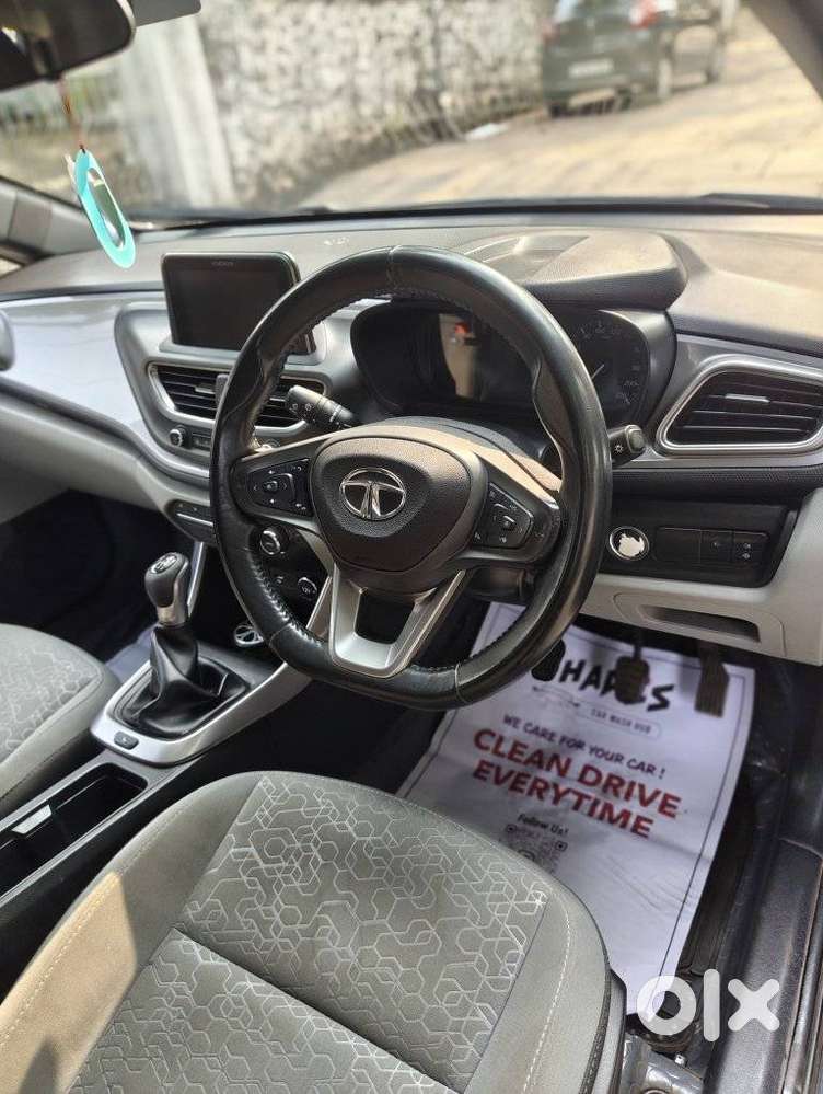 Tata Altroz Xz, 2020, Petrol