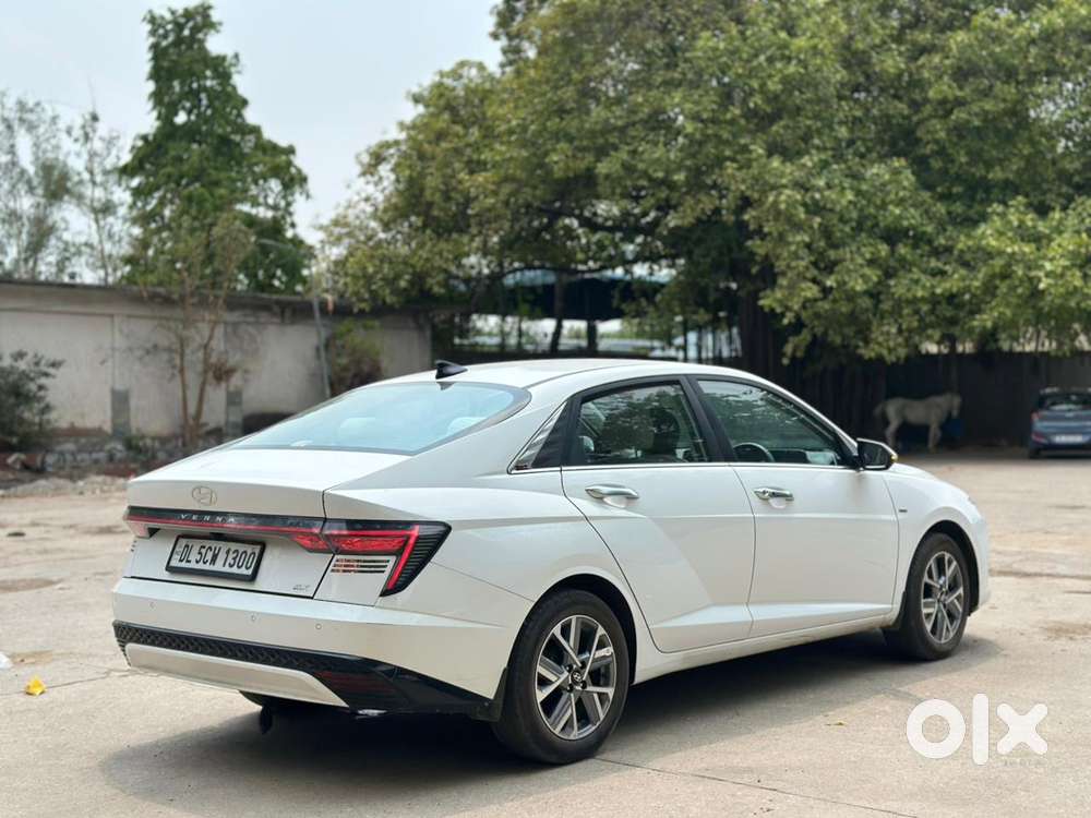 Hyundai Verna Sx 1.5 Petrol Ivt, 2025, Petrol