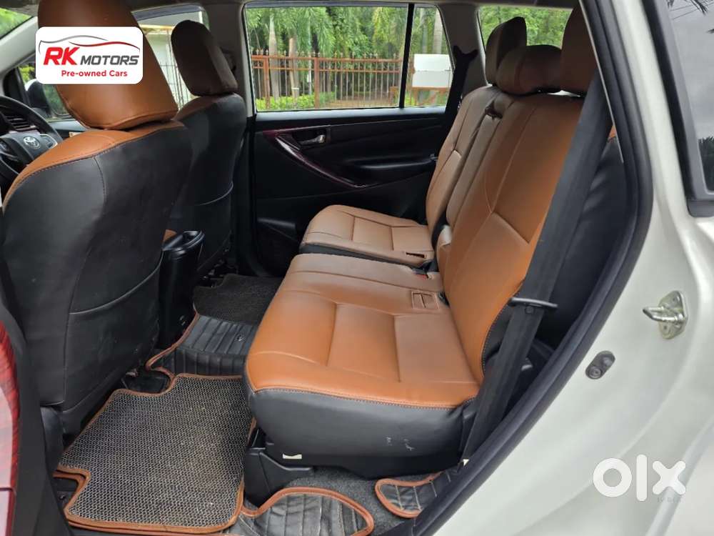 Toyota Innova Crysta [2020-ongoing] 2.4 Gx 8 Str, 2021, Diesel