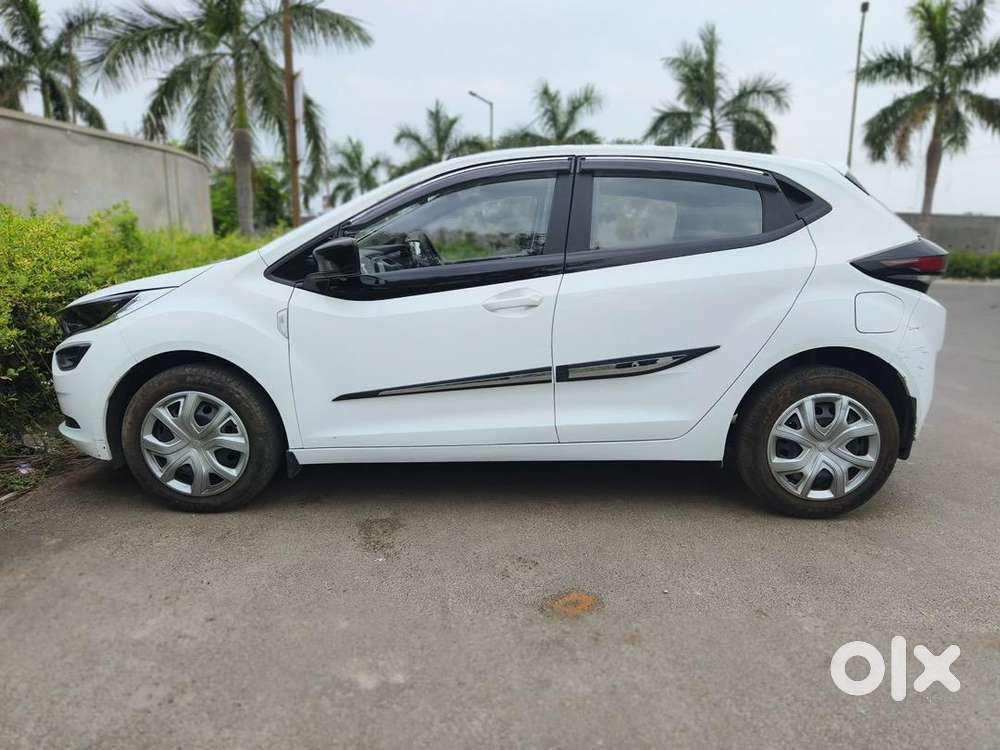 Tata Altroz 2024 Petrol 7347 Km Driven